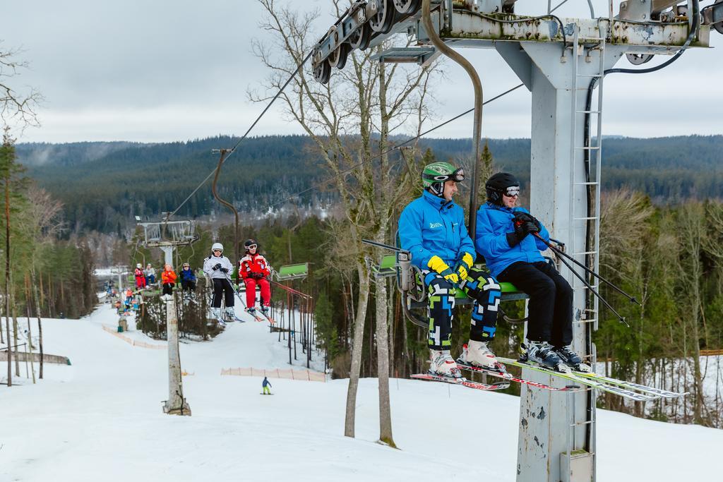 Kempings Ozolkalns Cēsis Exteriör bild